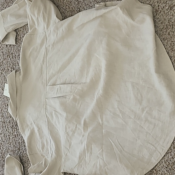 H&M Light Tan Linen Blend Casual Button Down Shirt - Picture 6 of 7
